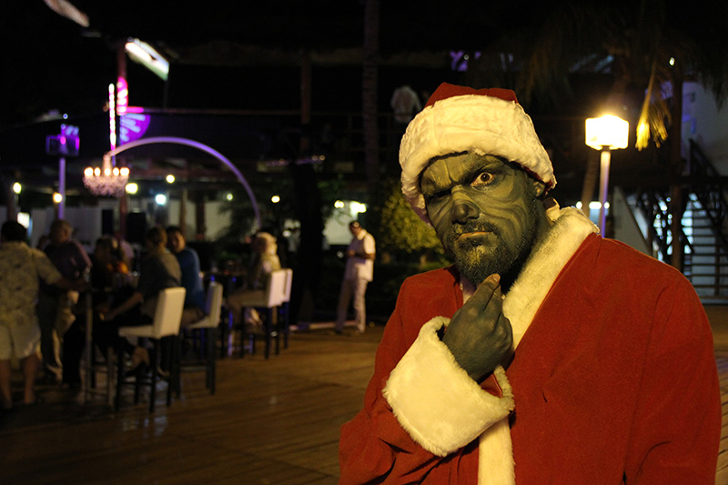 2nd Sunset Boat Parade Grinch