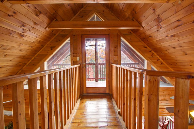 Auntie Belham's cabins in Gatlinburg are filled with light and stunning views.