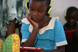 Little girl from Malawi learning maths with EuroTalk's Masamu apps