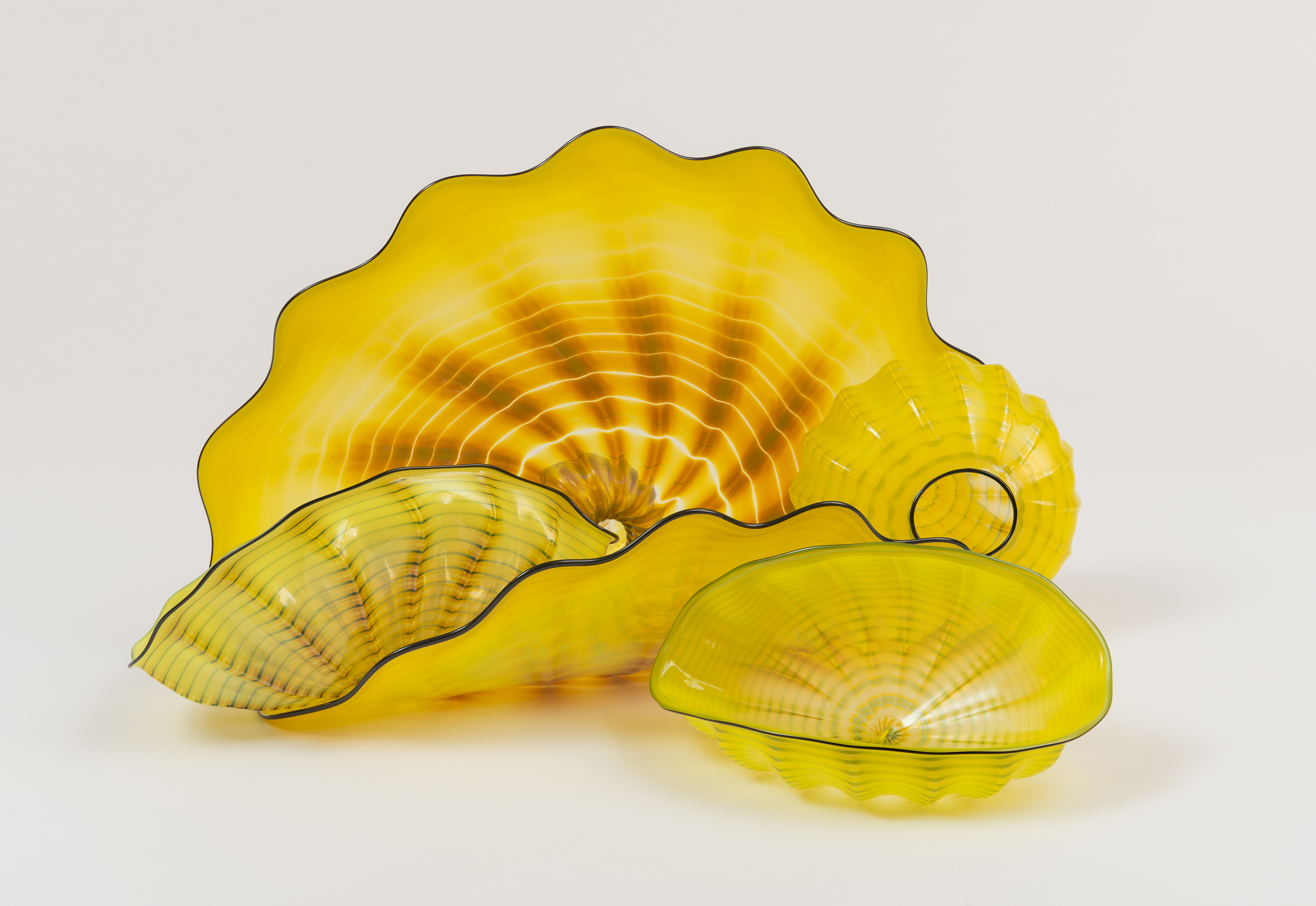 Dale Chihuly - Yellow Persian 1994 blown glass - Photo by Dick Dickinson