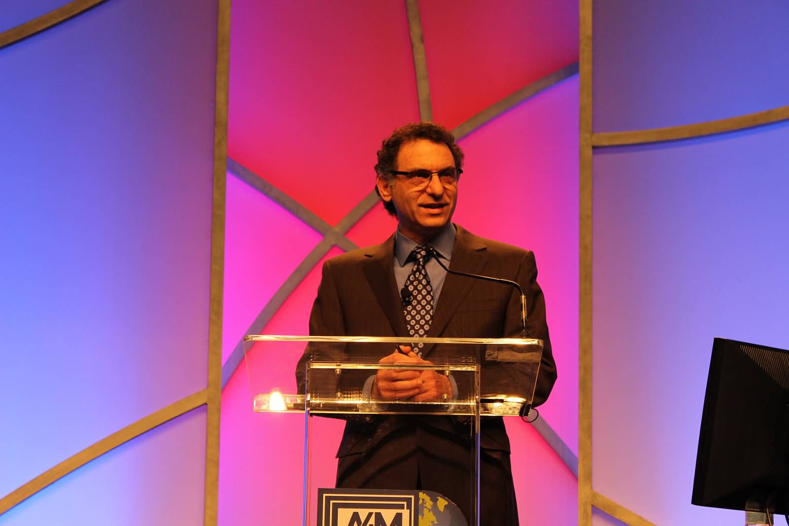 Abraham Morgentaler, MD, FACS speaks on Testosterone Therapy in Men during Friday's general session lecture.