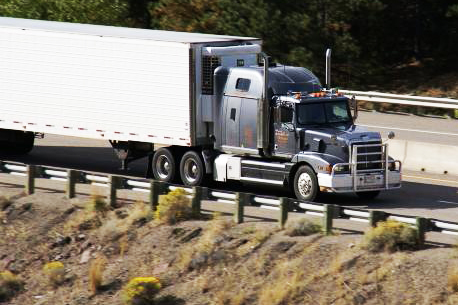 JCDA announces commercial truck driving course options in Jefferson County.
