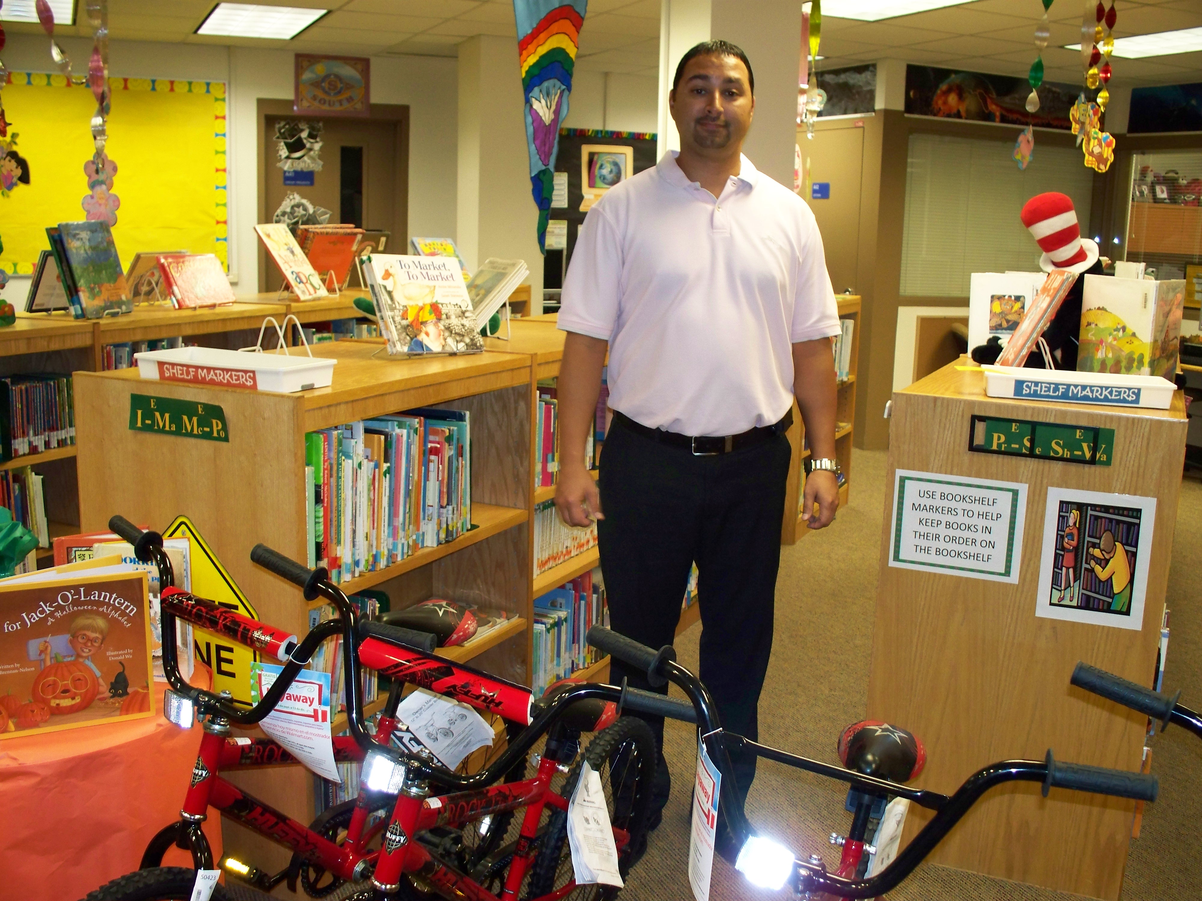 Gulf Coast Educators Insurance Donates Bicycles to Elementary School