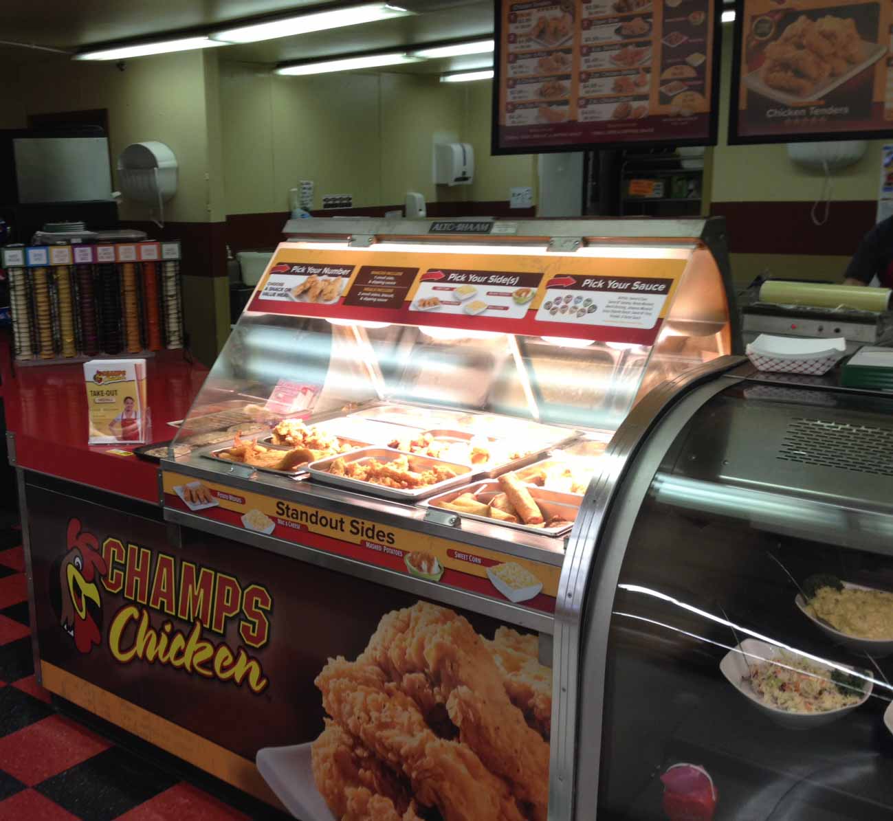 Chicken opens for business at the Columbia Harvest Foods in Umatilla, OR