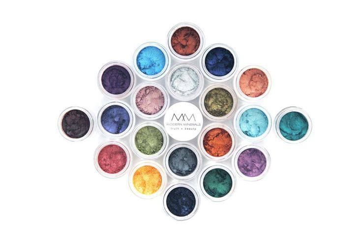 Modern Mineral Make Up Eye Shadow for the Lux & Eco Gift Bag