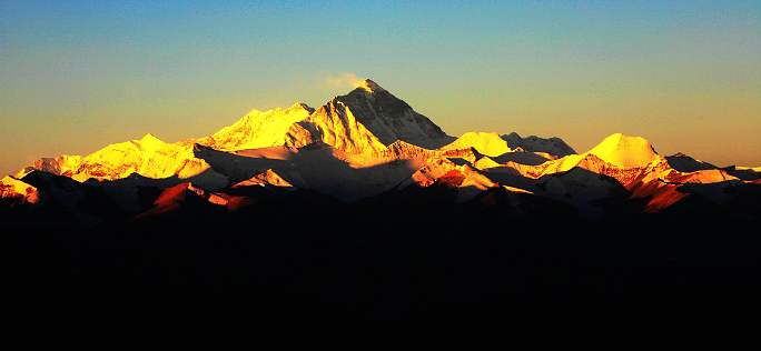 Golden-Peak-Everest