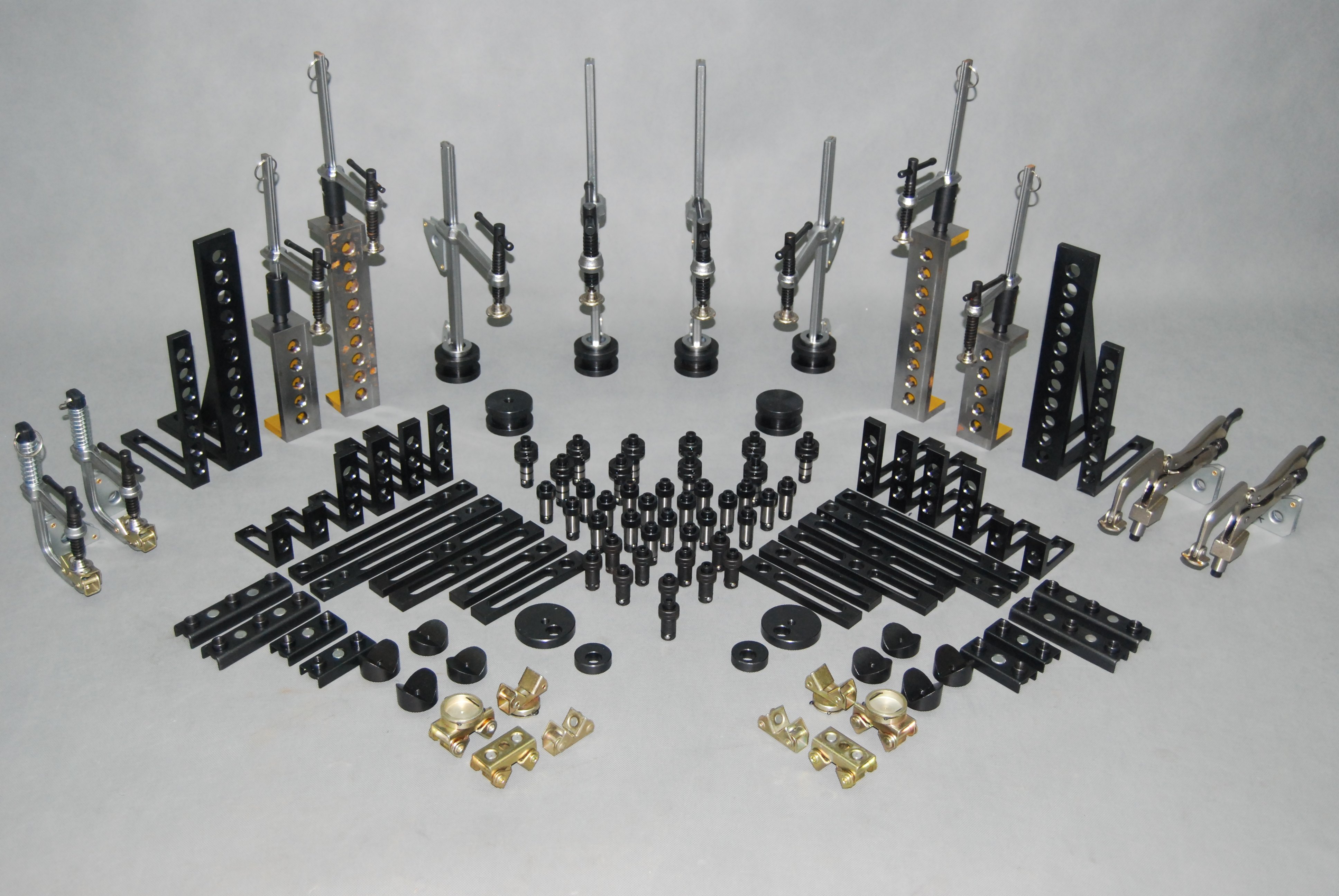 Stronghand Tools BuildPro 114 Piece Modular Fixturing Kit