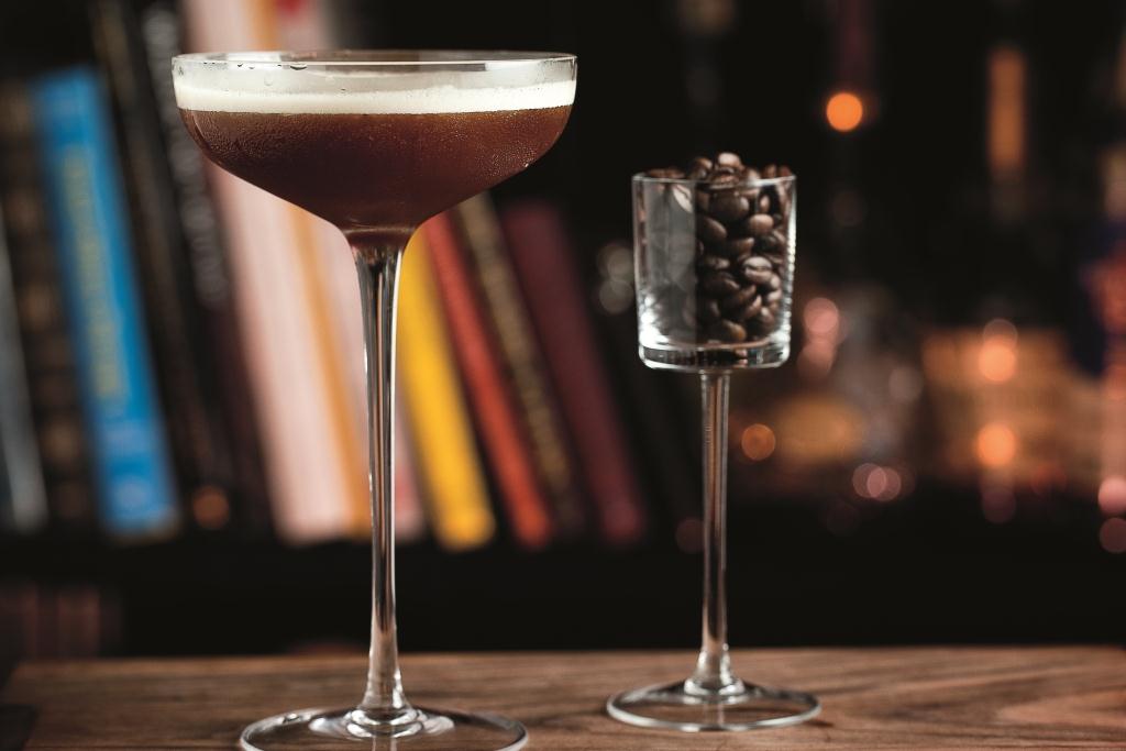 Enjoy a hot or cold illy espresso cocktail prepared by a Master Barista