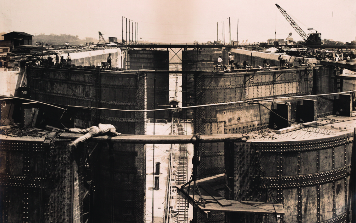 Gatun Upper Locks showing construction of three sets of gates, March 12, 1912.