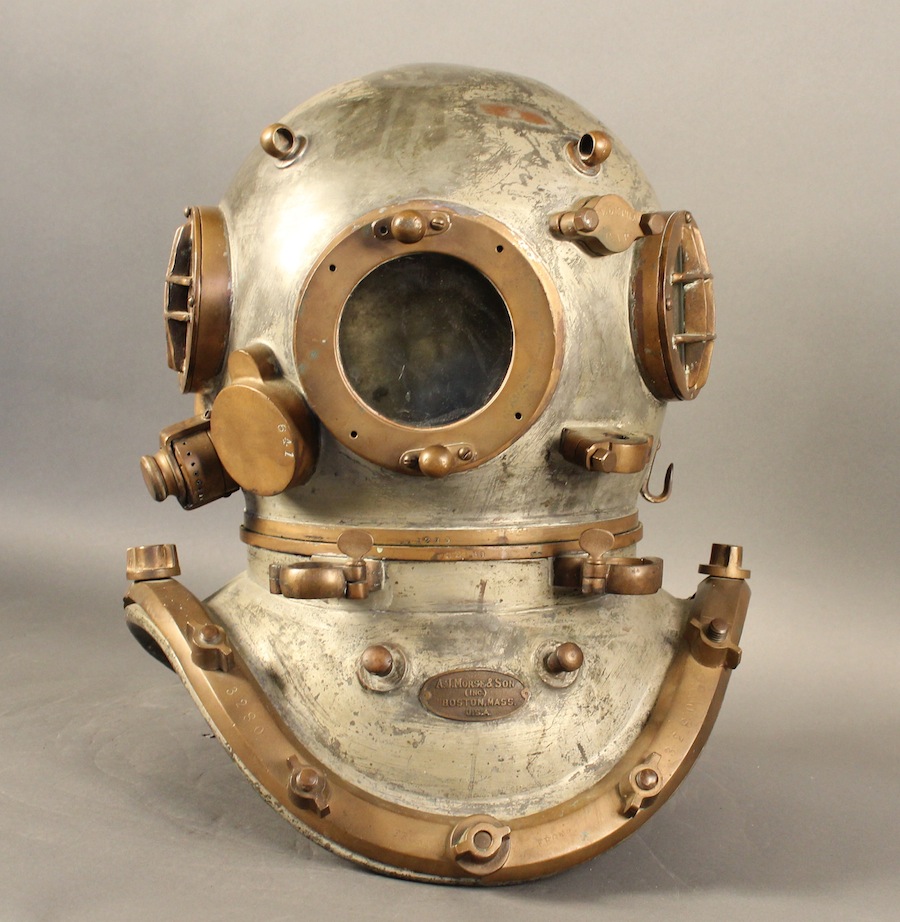 Lot 500 - Rare, Morse diving helmet that was purchased in 1928 by the Philadelphia Police Department for their dive unit. Estimate:  5000, 10,000