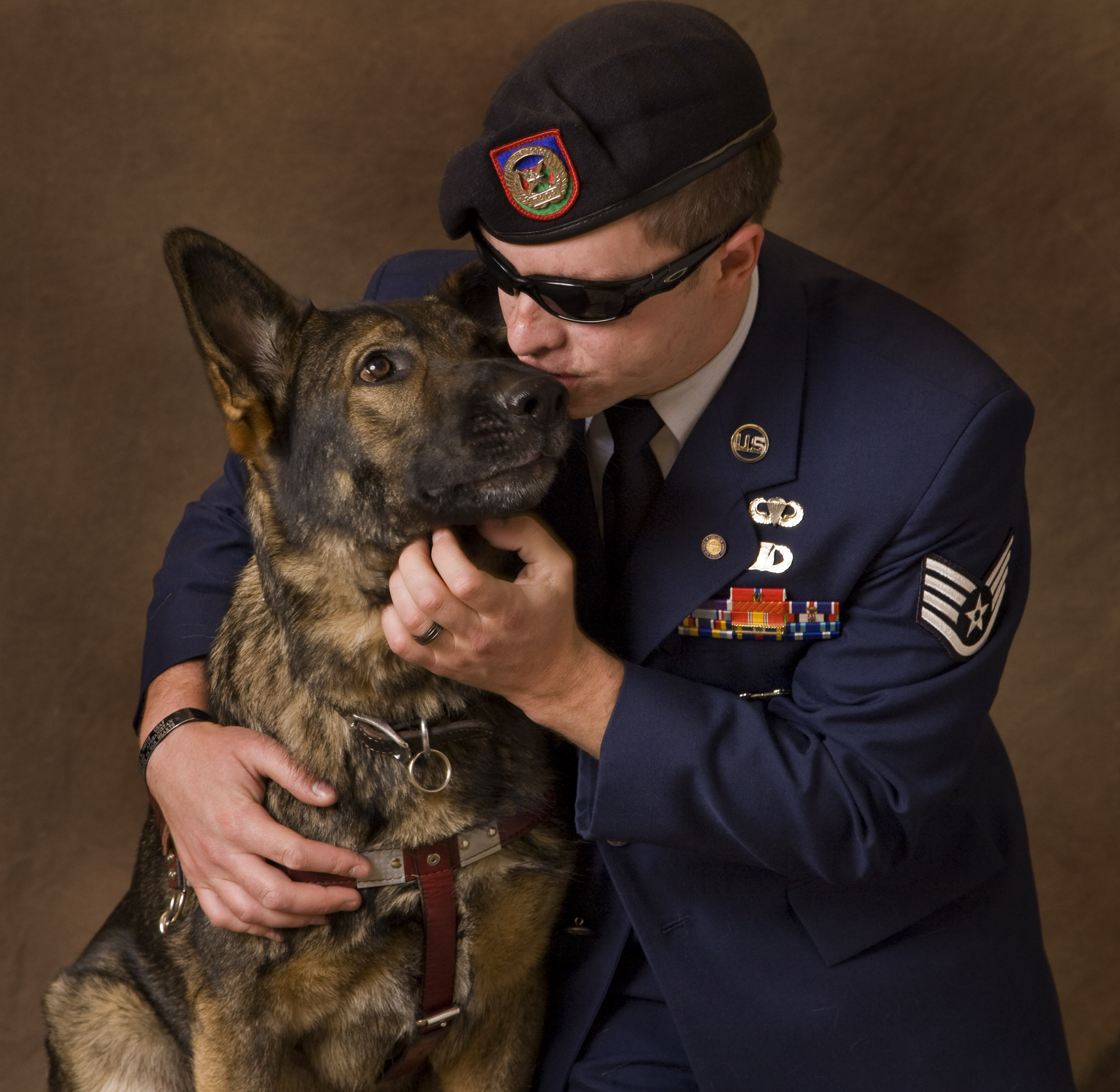 Fidelco client SSgt Michael Malarsie, USAF (Ret) with his Fidelco Guide Dog "Xxon"