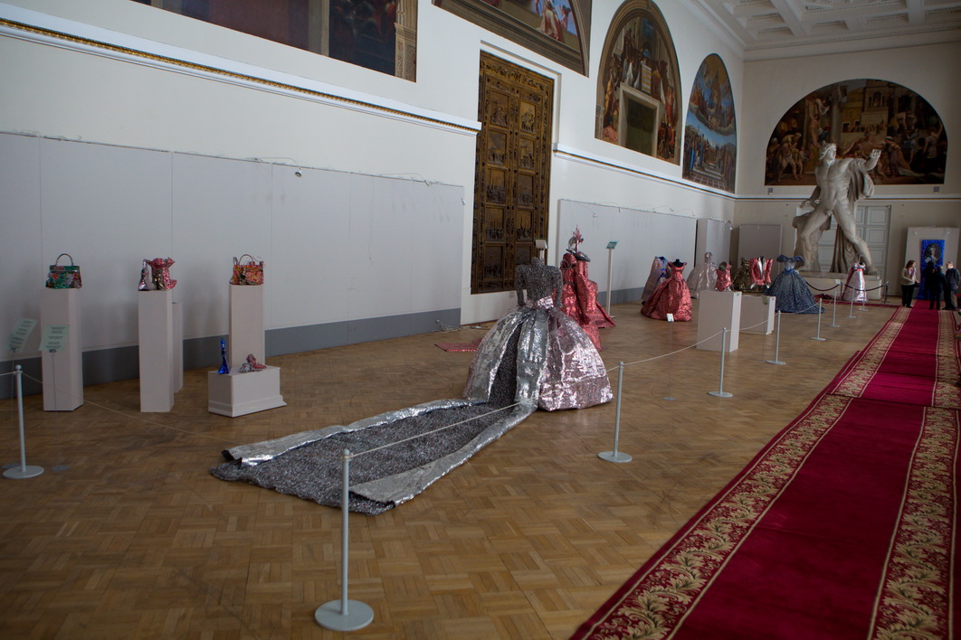 Retrospective Exhibit of Nikos Floros in Raphael Hall St Petersburg