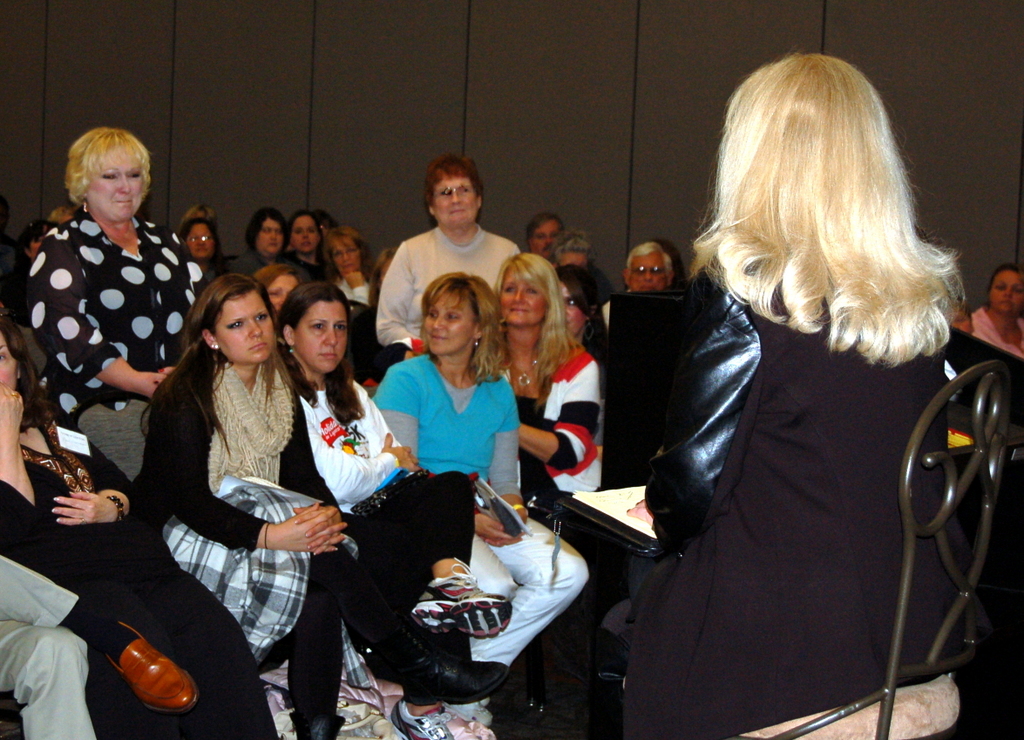 Psychic readings for the audience take place at seven seminars.