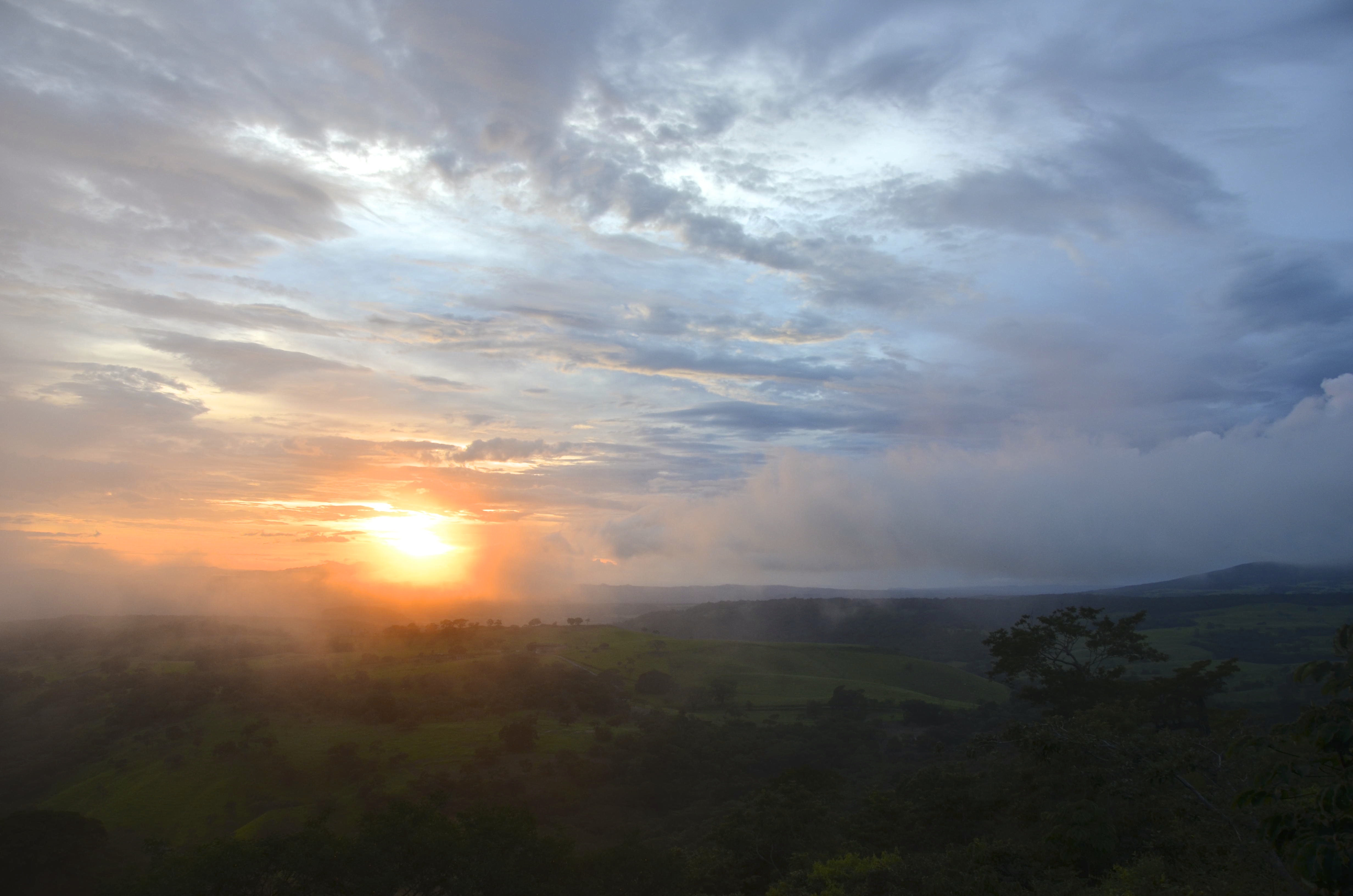 A beautiful Costa Rican Sunset at a Metamorphosis Sustainability Retreat