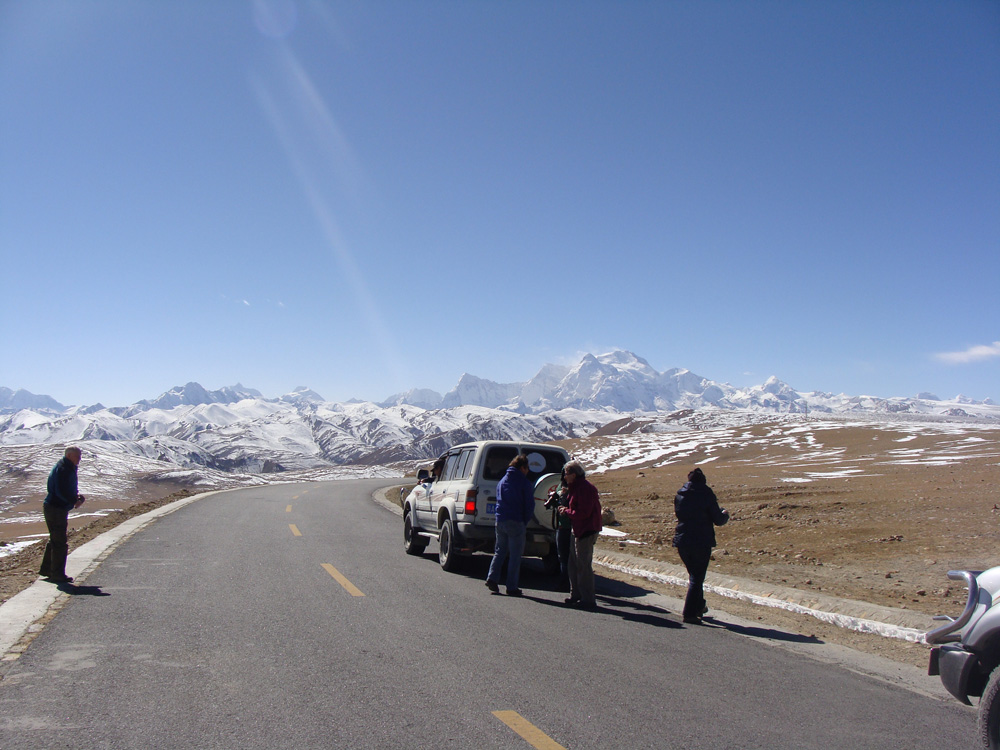 Highway in Tibet