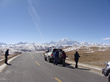 Tourists are traveling from Lhasa to Kathmandu via Sino-Nepal Highway.