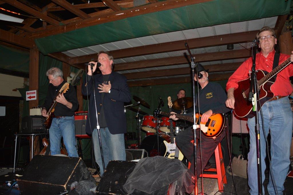 Benefit concert for the Fountainview Center for Alzheimer’s Disease at the 5 Seasons Brewing Co. in Roswell.