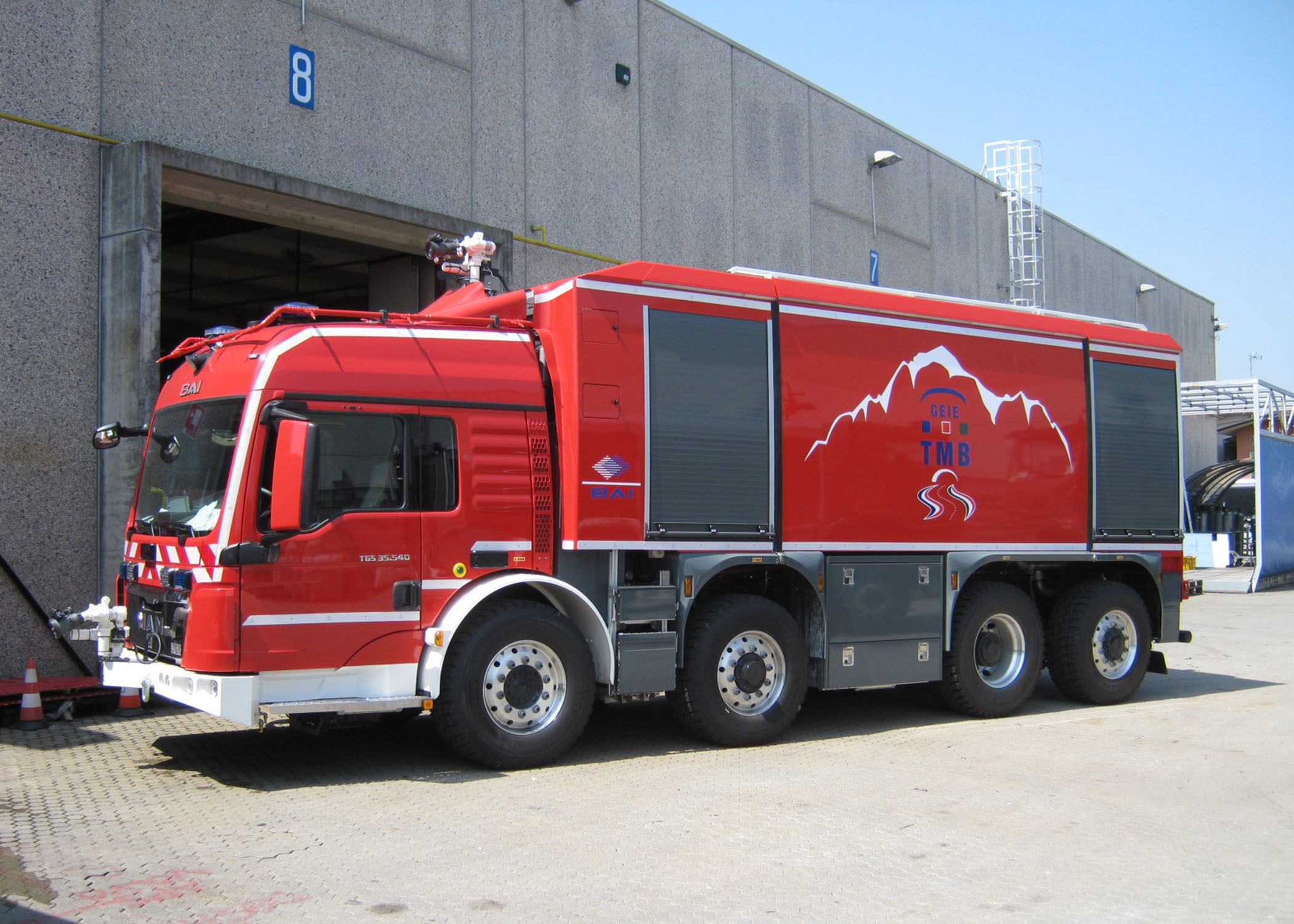 BAI VSAT 13000 S Fire Truck