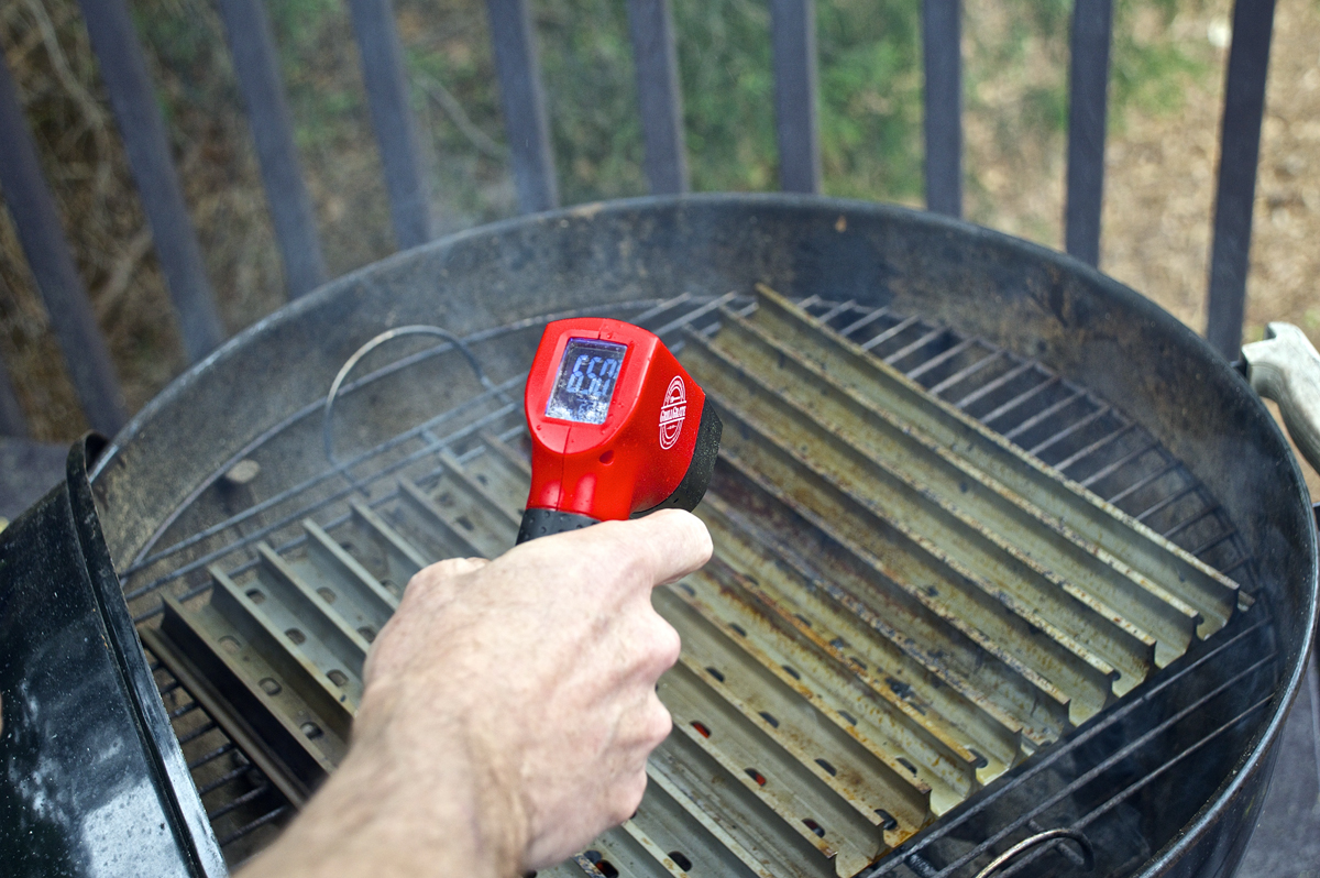 Measuring GrillGrate Temp Before Grilling