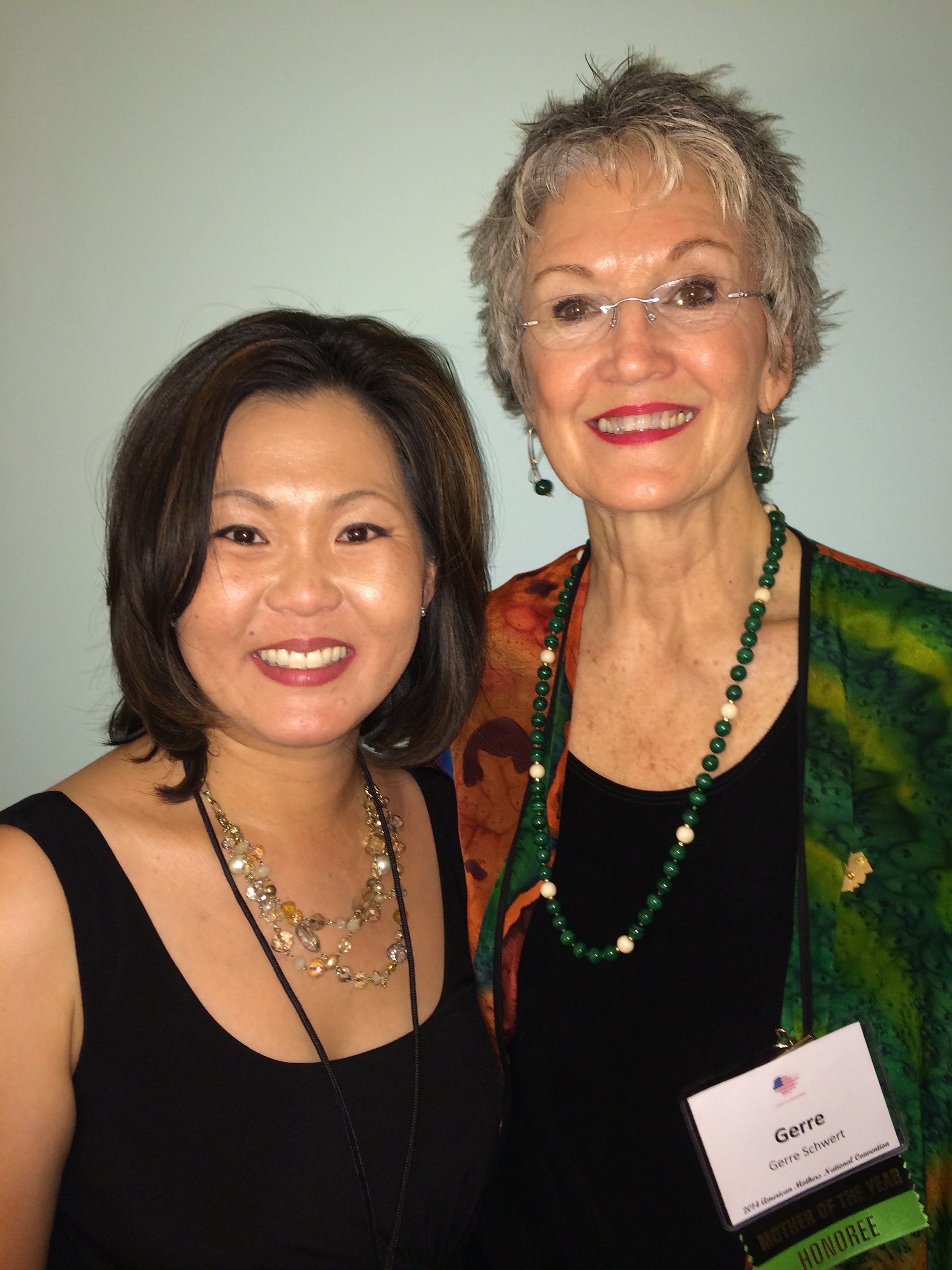 Heidi Kim, the 2014 National Young Mother of the Year, and Gerre Schwert, the 2014 National Mother of the Year