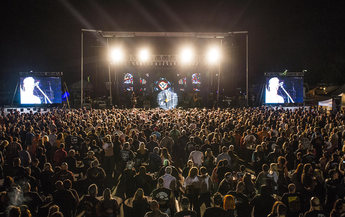 2013 Bob's Biker Blast Attracts Thousands of Riders to Arizona