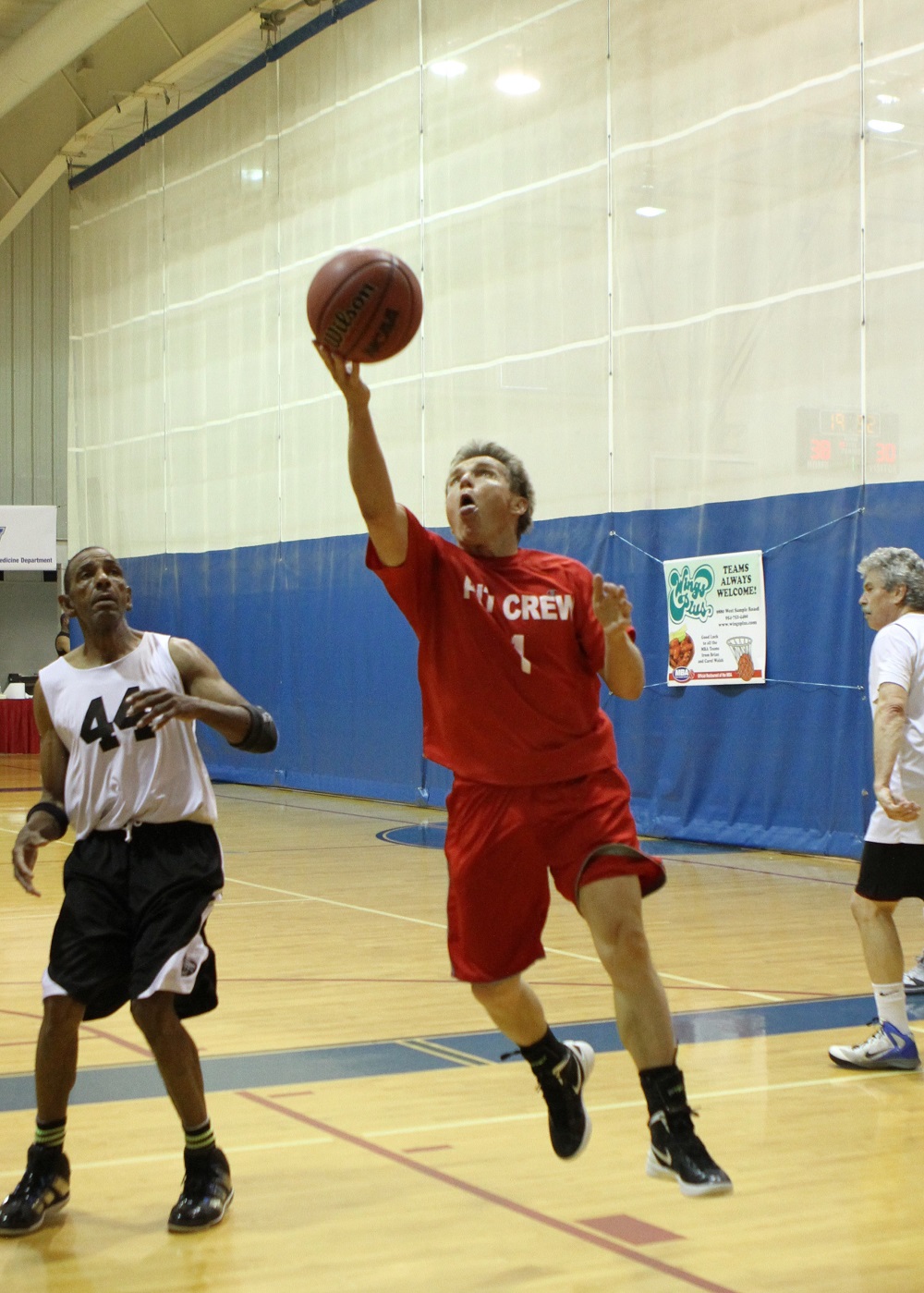 The Masters Basketball Association stated that MVP Frank Davis burned up the court with energy and enthusiasm.