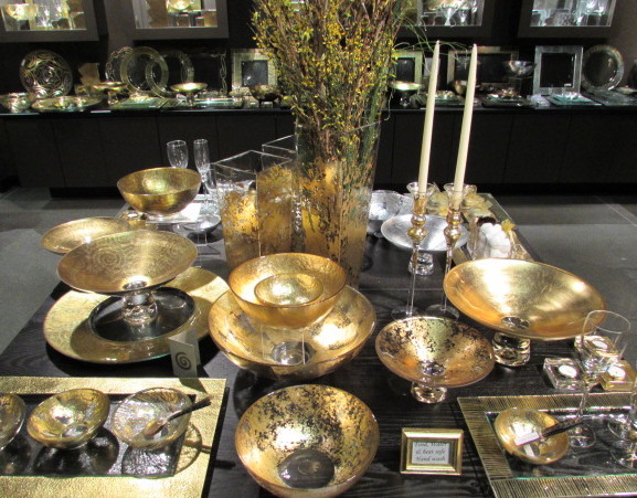 Tamara Childs hand-gilded bowls for all occasions, gifts, home, interior design.