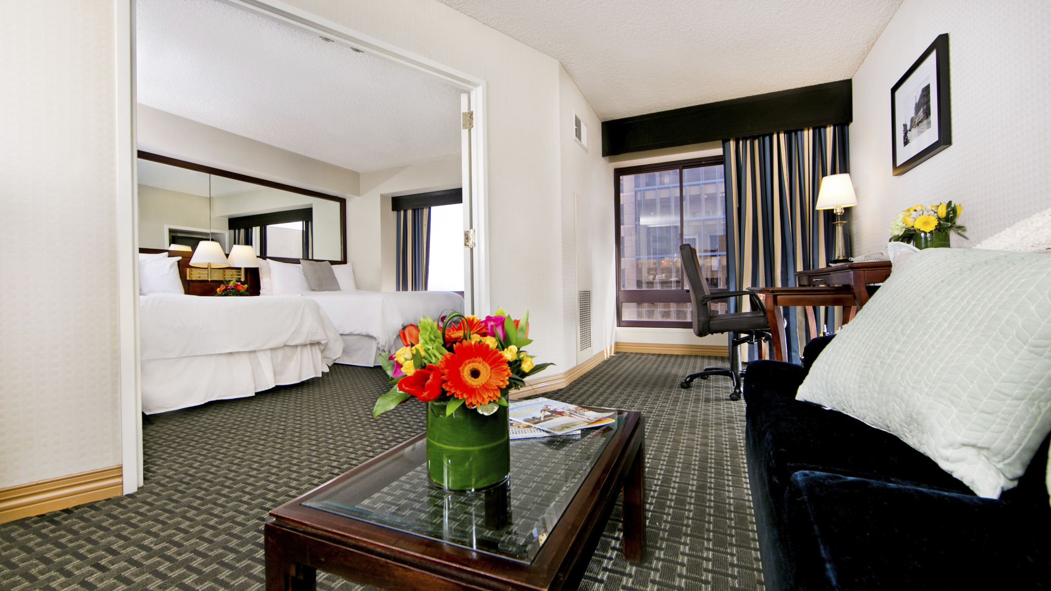 Declan Suites San Diego is a perfectly located San Diego Hotel.