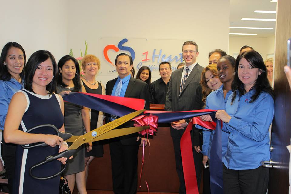 1Heart Caregiver Services Ribbon cutting ceremony