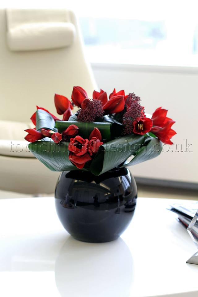 Brighten up the office with a Flowers24Hours summer flower arrangement ...