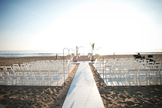 Let Ever After plan your beach wedding