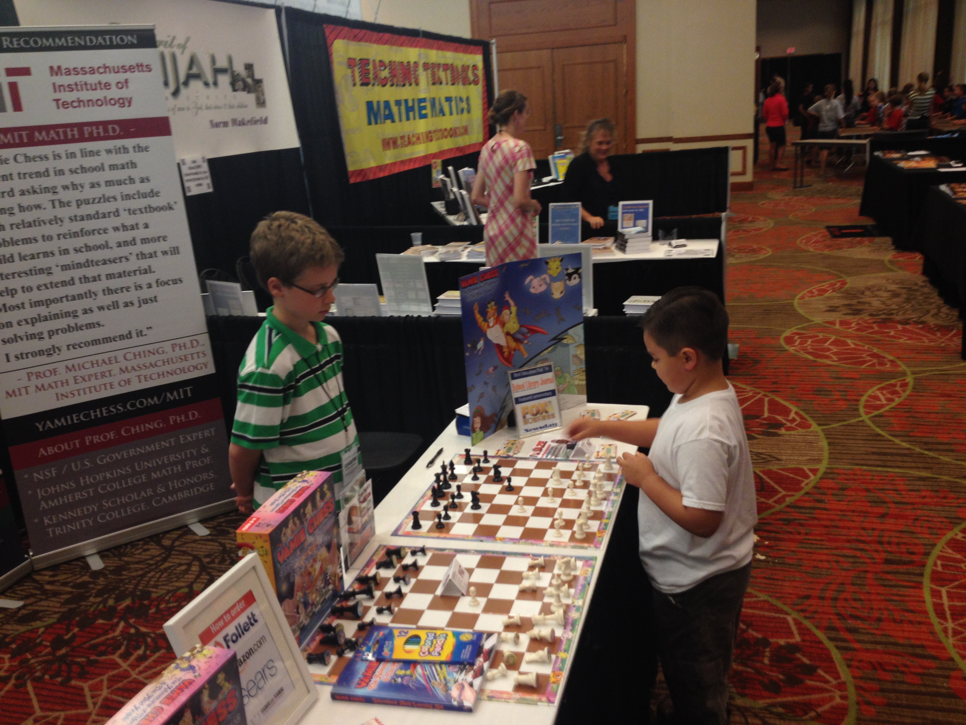 Texas school children playing Yamie Chess at Christian Homeschooling event, Teach Them Diligently in Dallas