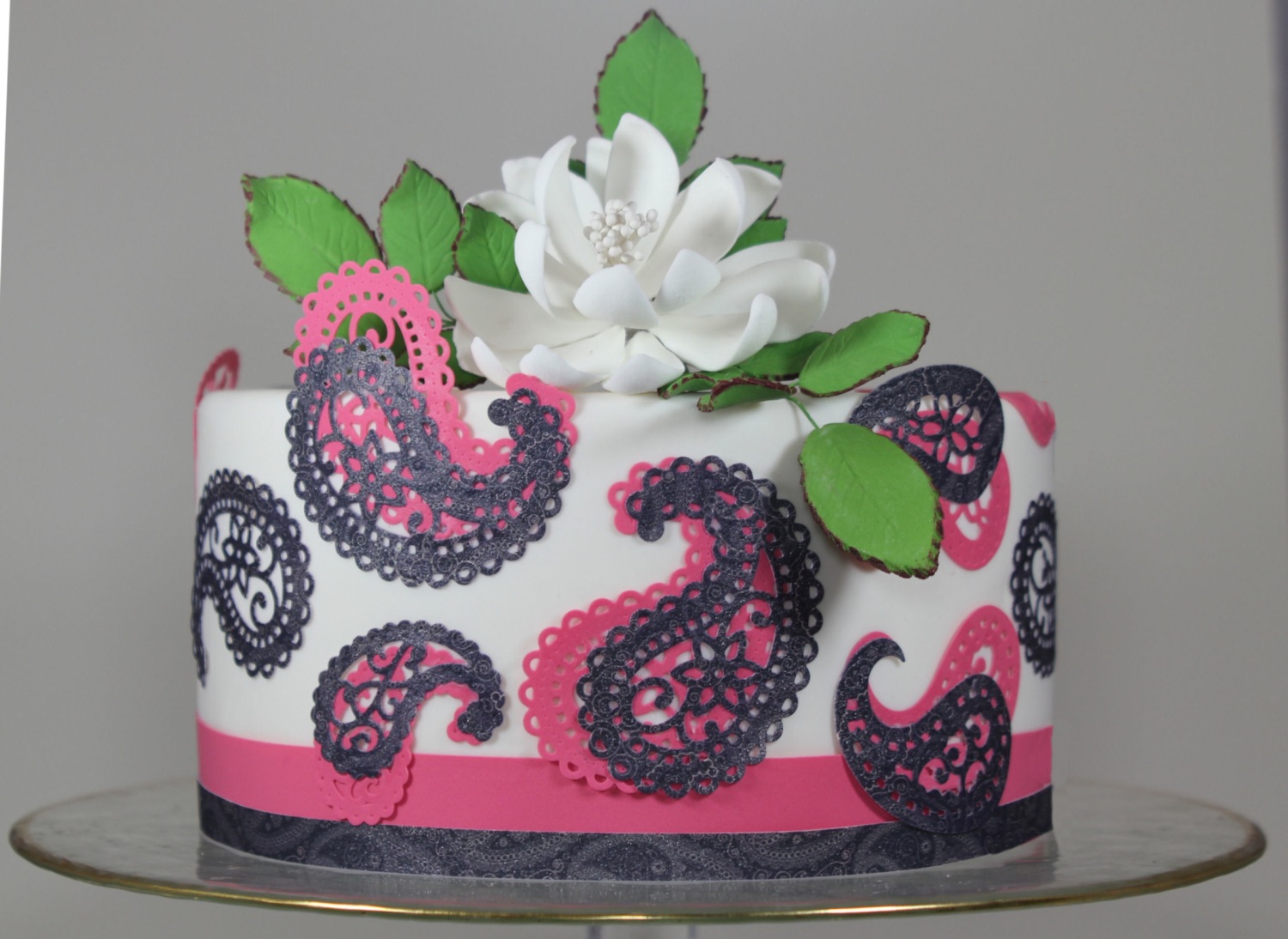 Decorated with Paisley Die Cutter Set