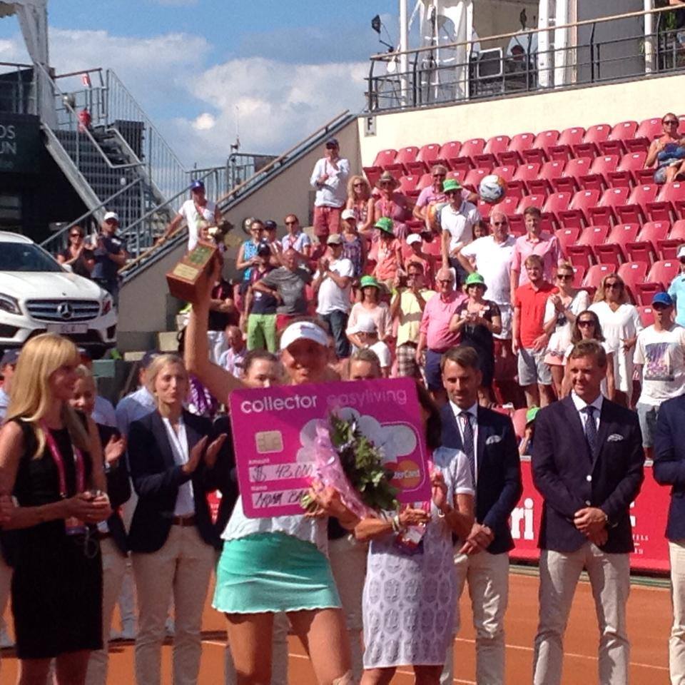 Mona Barthel wins WTA Title