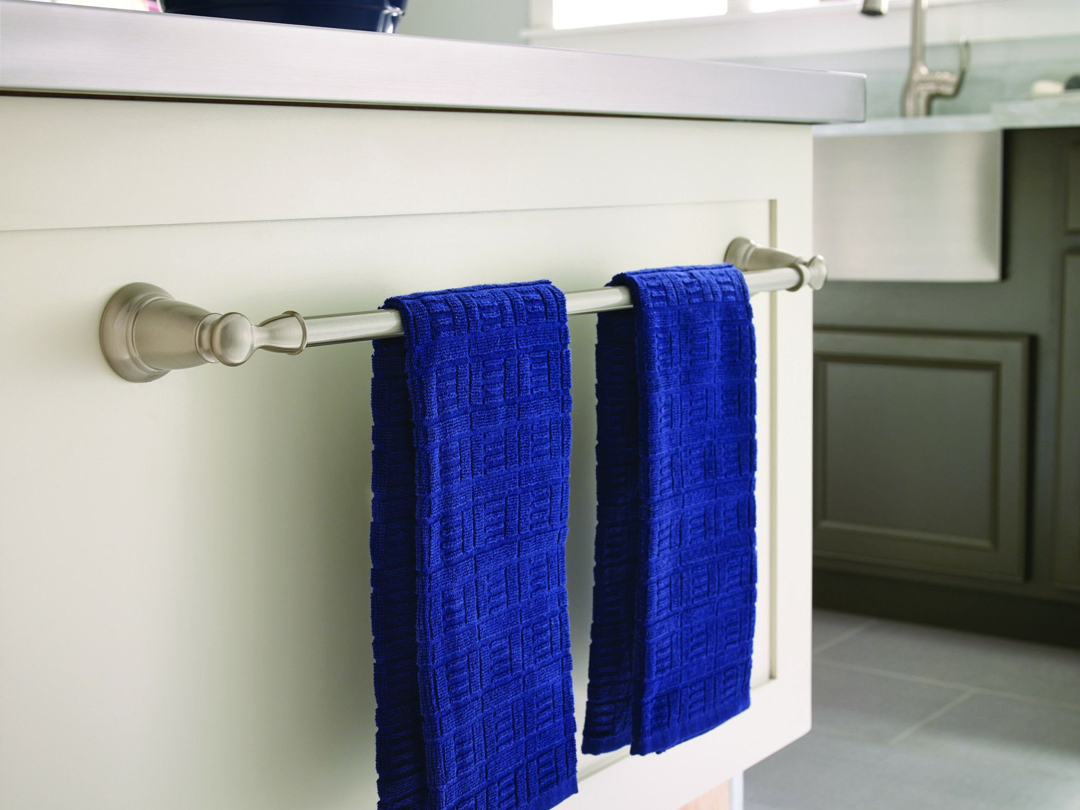 Moen Banbury Towel Bar