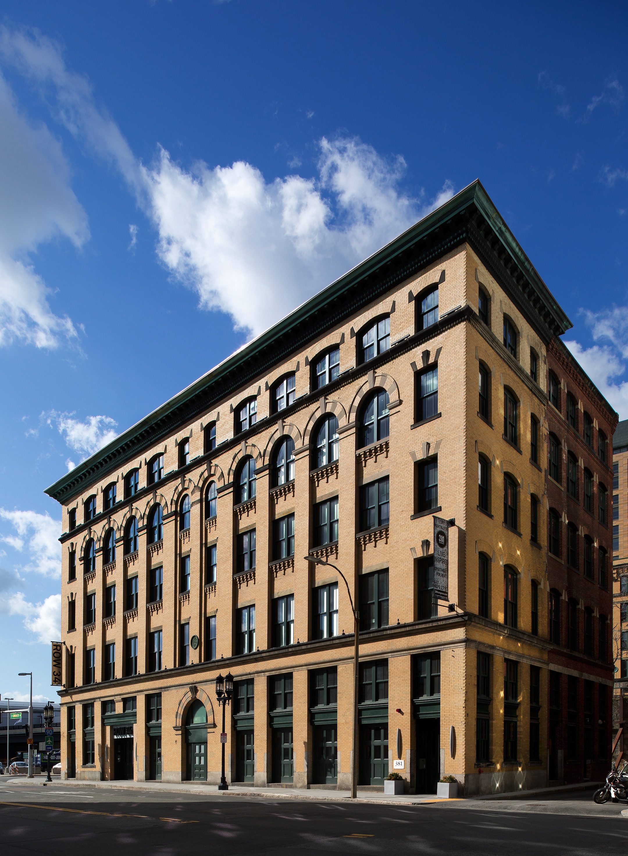 ADD Inc Converts Historic Steel Production Plant into Loft-Style Apartments in Boston's Innovation District