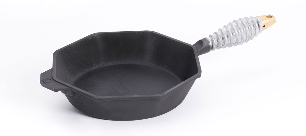 FINEX 8" Cast Iron Skillet Angled View [3D Model]