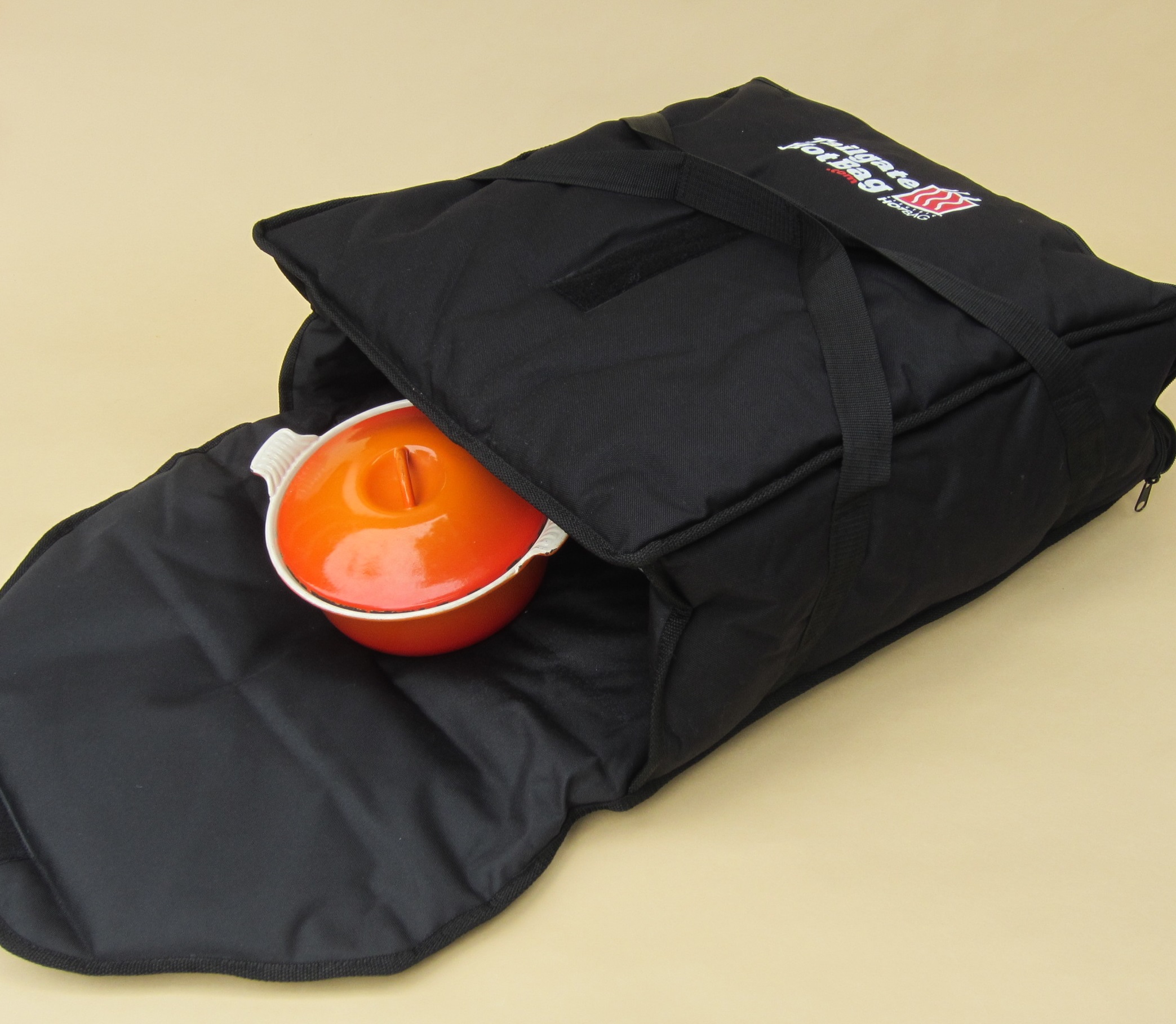 The Extra Wide Tailgate Hotbag is 21" x 19" x 8.5" and opens wide handle large food items or pizzas