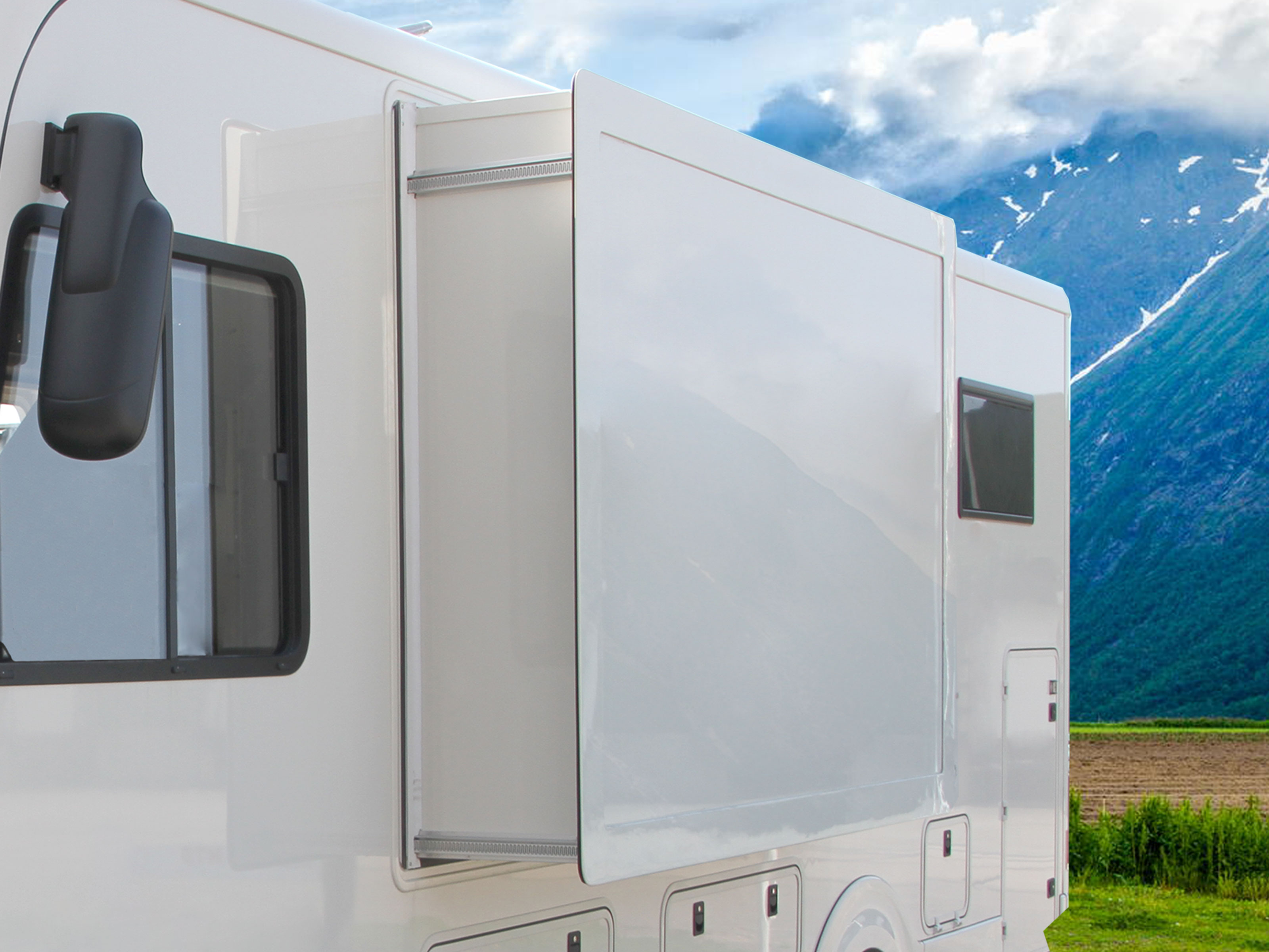 Lippert Components to Showcase RV Products at Caravan Salon 2014 in ...