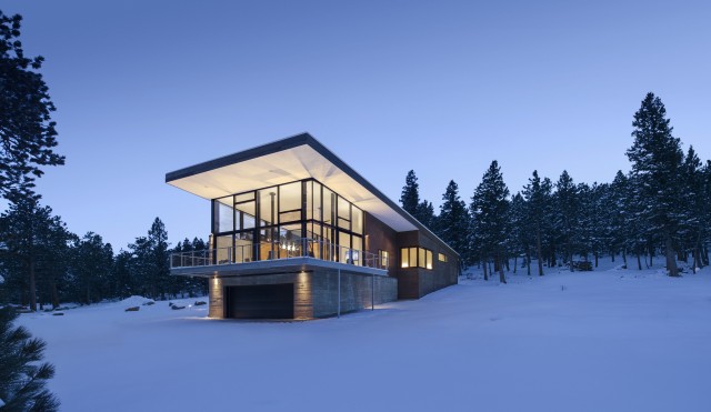 Colorado Homes & Lifestyles magazine honored Jordan for her modern and eco-friendly designs, including her work on Arch11’s net-zero Lodgepole Retreat. (photo © Arch11)