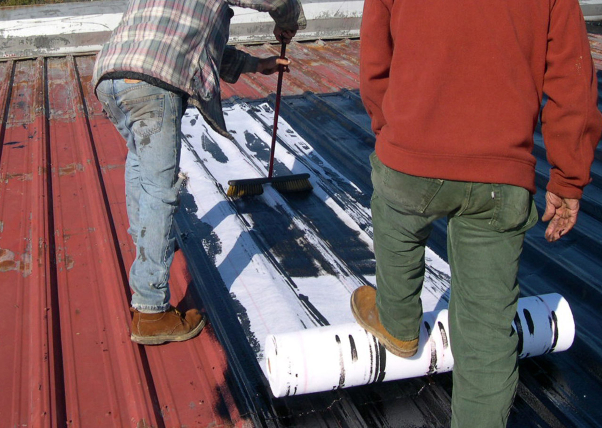 Revitalizer Metal is a Fast-curing, cold-applied, asphaltic liquid waterproofing membrane designed to restore through-fastened metal roof systems