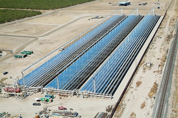 Kimberlina Solar Steam Generator, Bakersfield, CA. This particular array of Areva's CLFR concentrators utilizing SOLKOTE is capable of generating up to 25 MWt.
