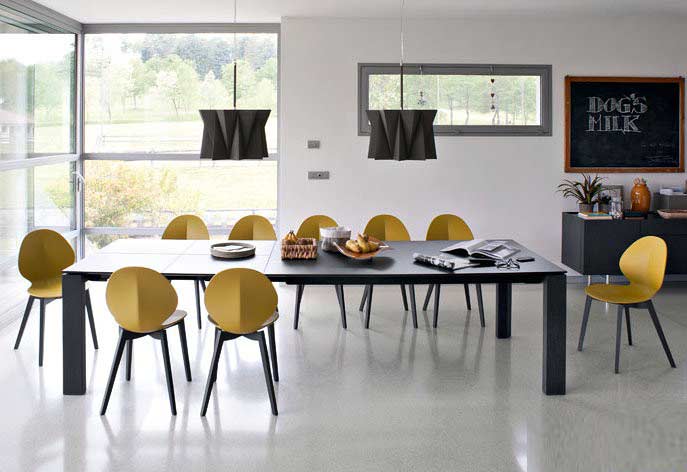 Omnia XL graphite table by Calligaris