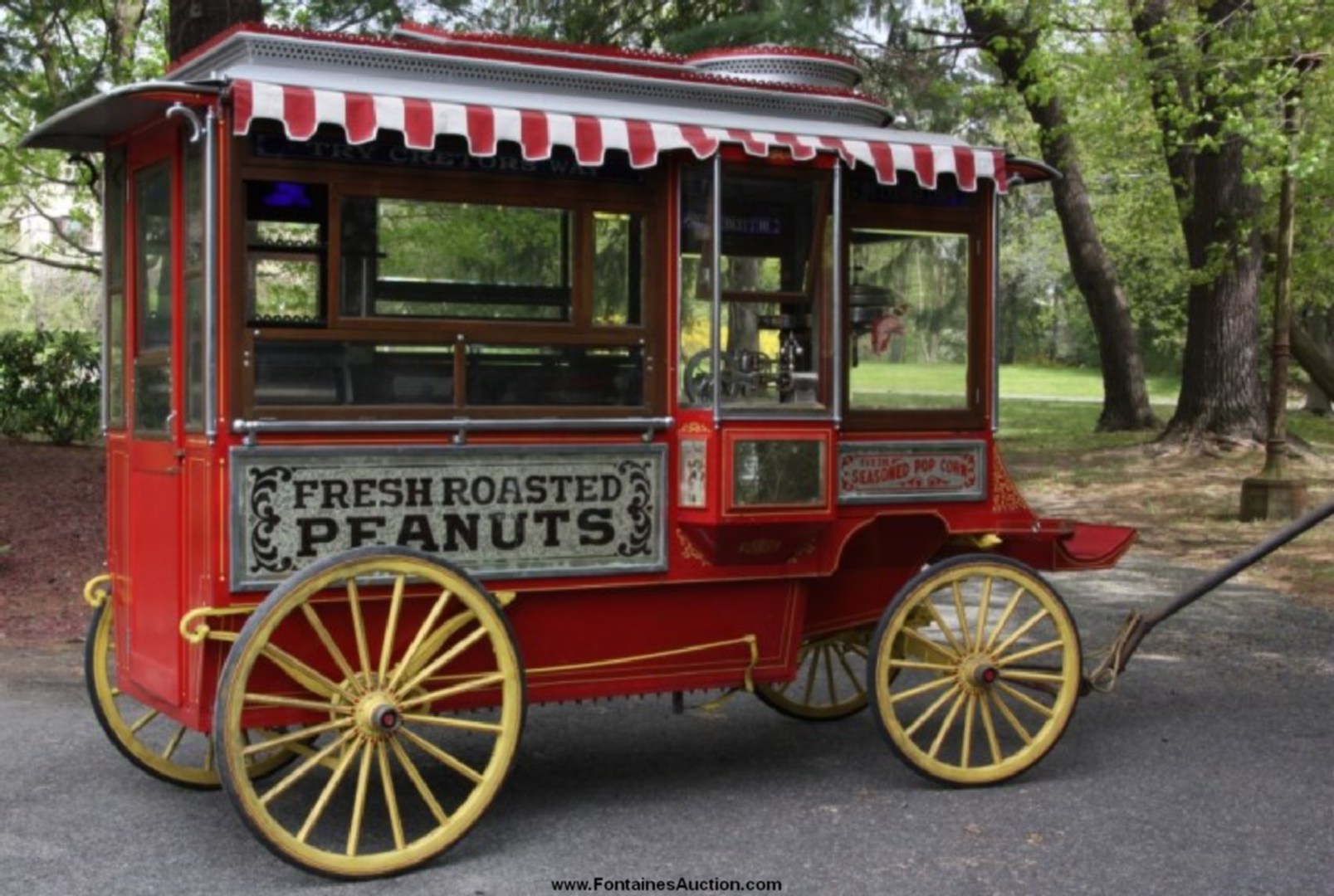 Cretors & Company (Chicago) Model D popcorn wagon with driver’s seat, 12 feet 8 inches long (est. $10,000-$15,000).