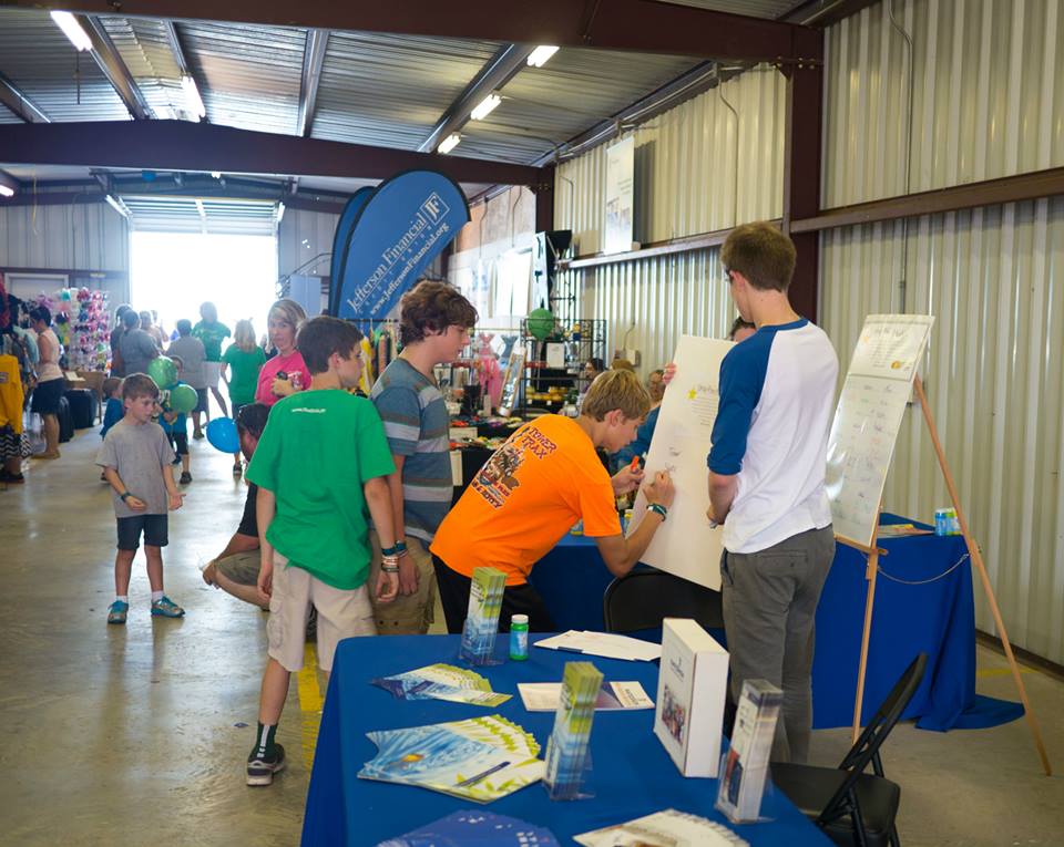 Kids sign drug-free pledge at Narconon Louisiana booth