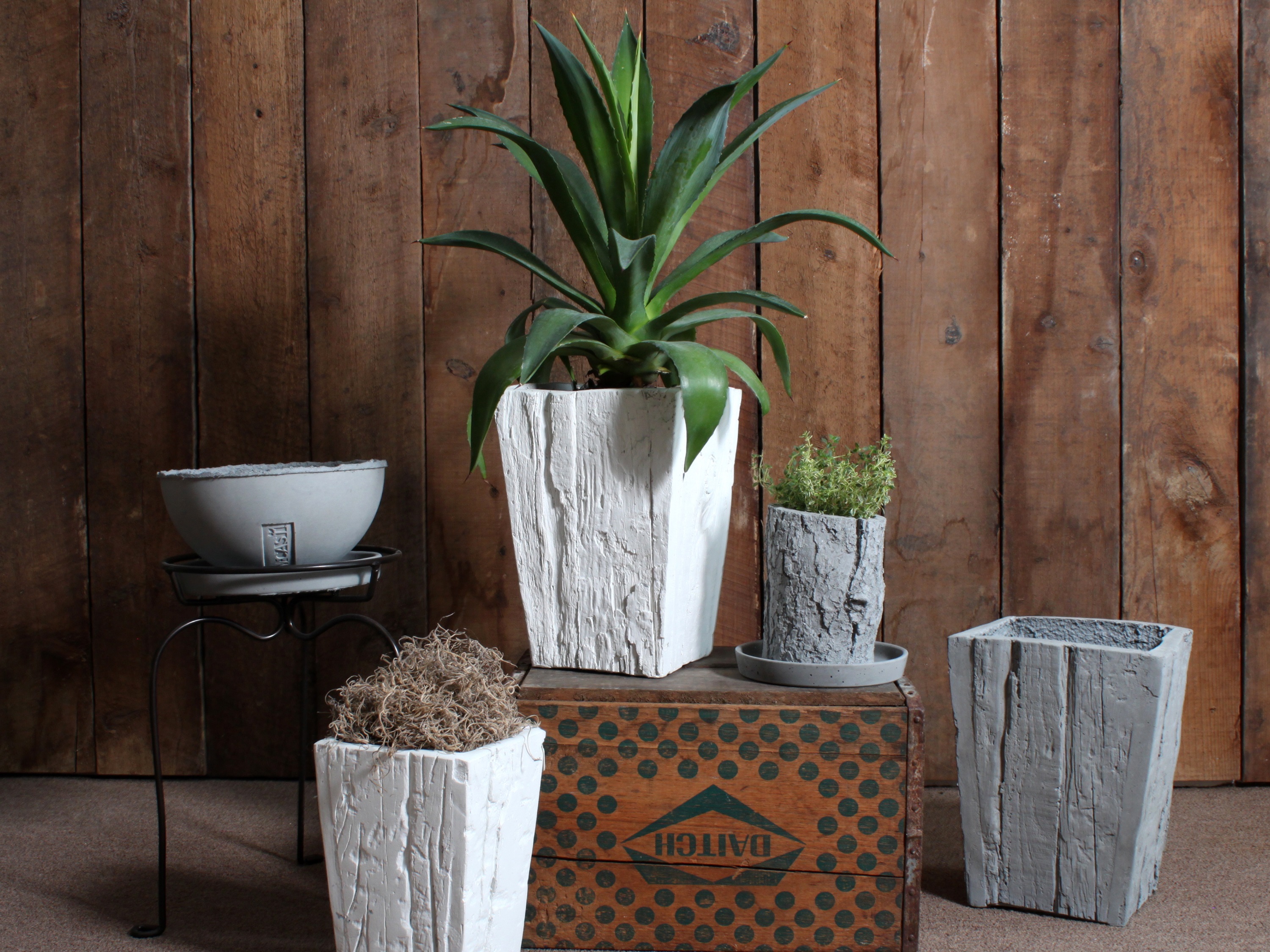 NativeCast's Planters are "Portable" and rustic looking, on trend for 2015