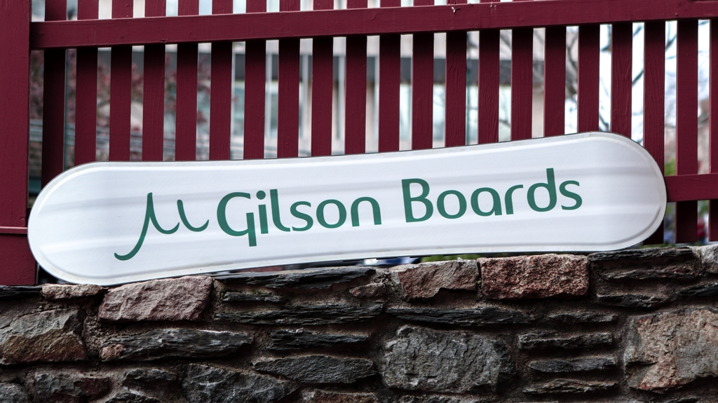 Gilson Boards Patent-Pending Contoured Snowboard Base