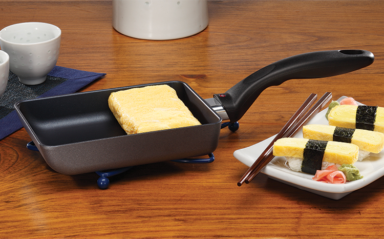 Swiss Diamond Japanese Omelet Pan