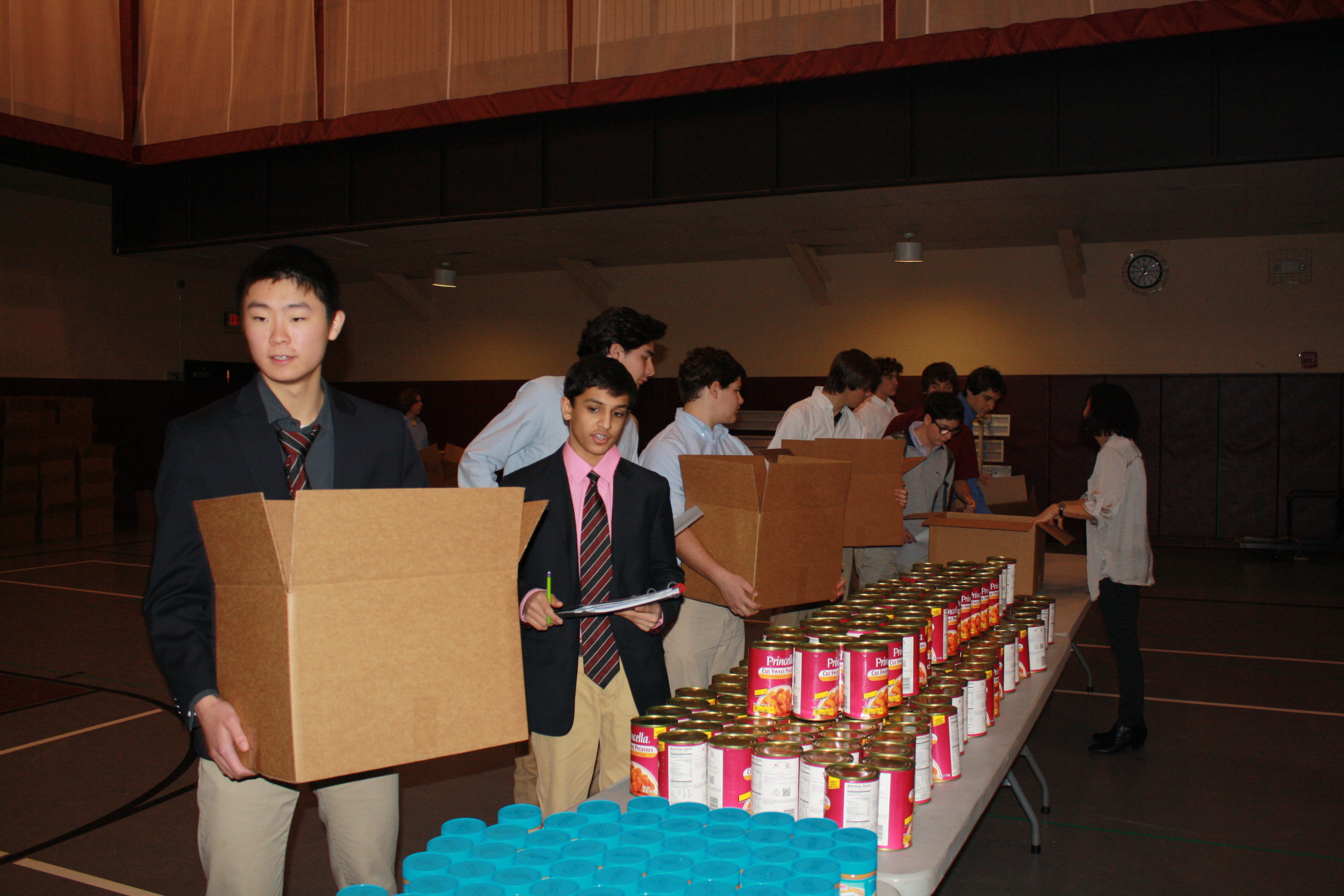 The Thanksgiving food drive is a 30-year tradition at University School.