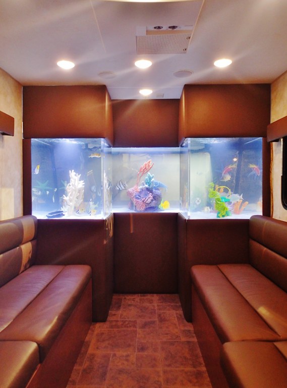 Johnnie Walker RV - RV Aquarium Interior